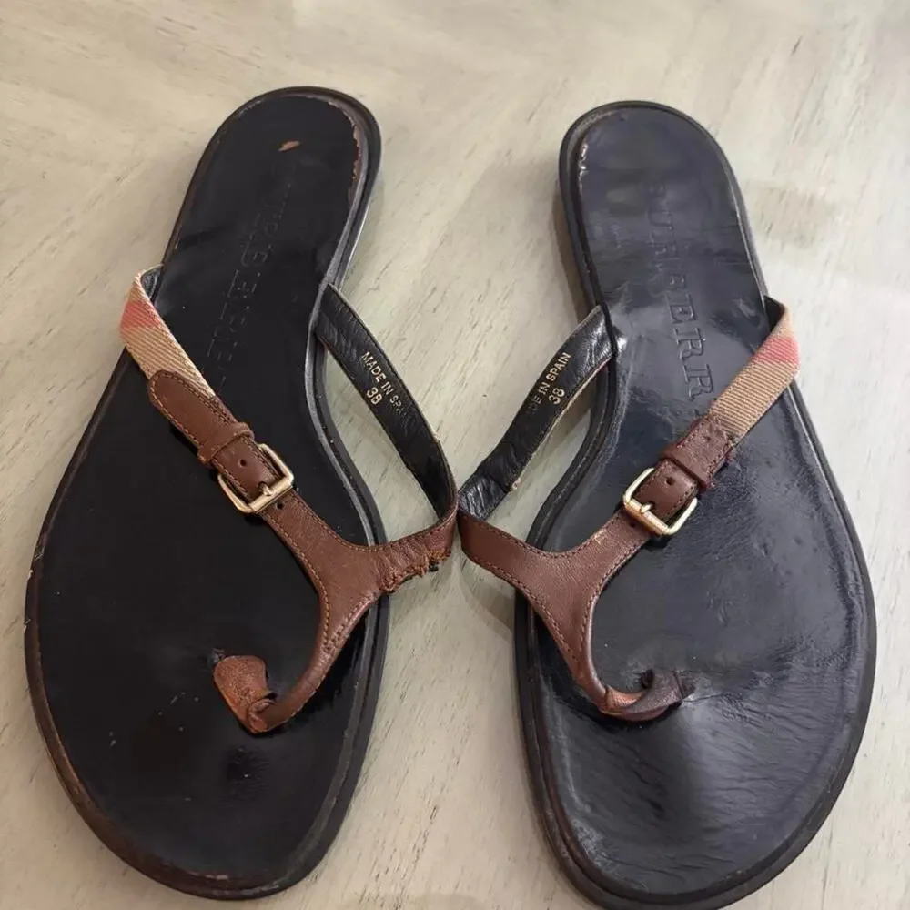 Burberry brown leather sandals with